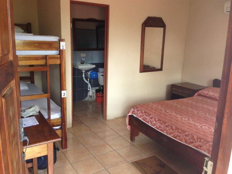 Hotel La Choza Inn La Fortuna Екстериор снимка
