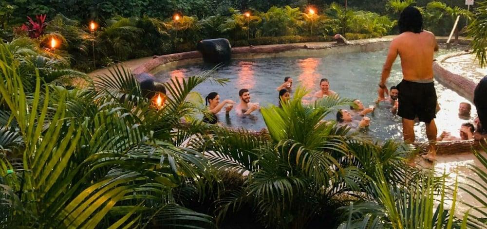 Hotel La Choza Inn La Fortuna Екстериор снимка