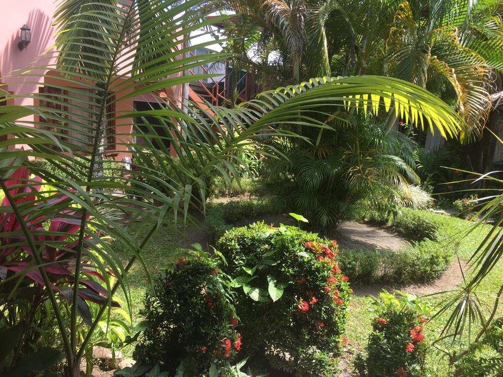 Hotel La Choza Inn La Fortuna Екстериор снимка