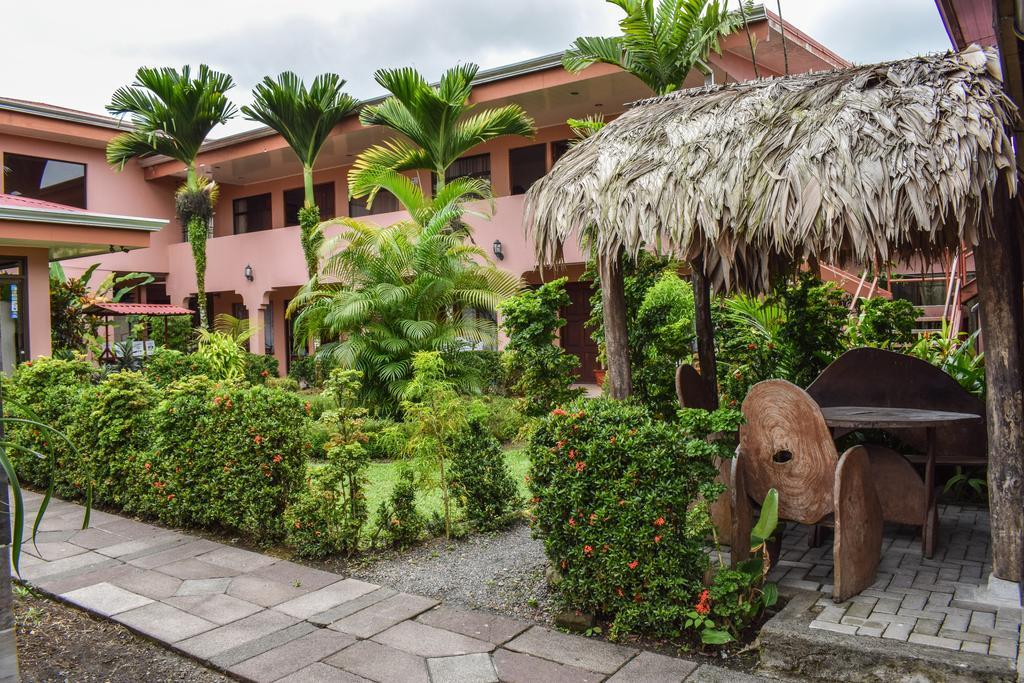 Hotel La Choza Inn La Fortuna Екстериор снимка