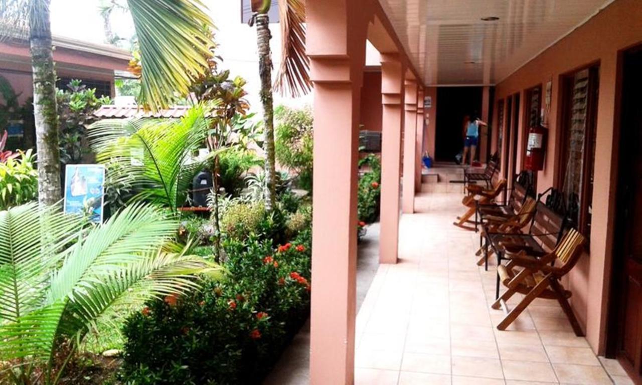 Hotel La Choza Inn La Fortuna Екстериор снимка